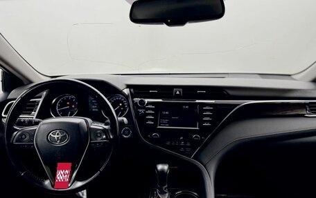 Toyota Camry, 2019 год, 2 720 000 рублей, 17 фотография