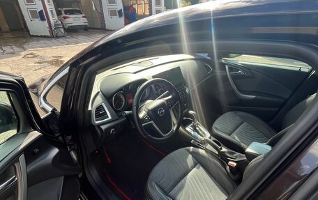 Opel Astra J, 2014 год, 800 000 рублей, 5 фотография