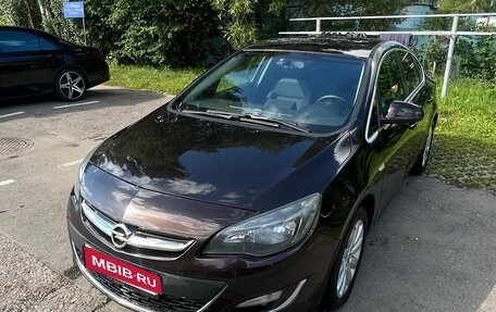 Opel Astra J, 2014 год, 800 000 рублей, 6 фотография