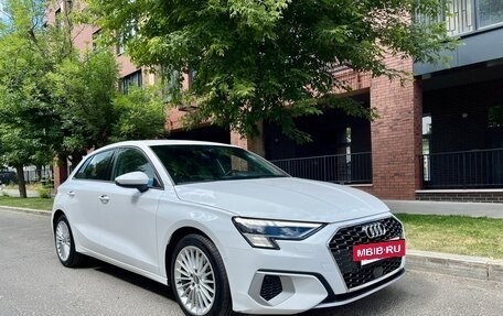 Audi A3, 2020 год, 2 250 000 рублей, 2 фотография