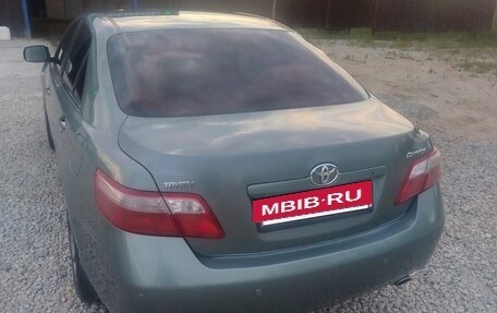 Toyota Camry, 2007 год, 950 000 рублей, 2 фотография