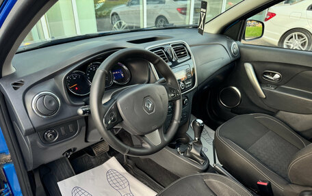 Renault Logan II, 2017 год, 699 000 рублей, 7 фотография
