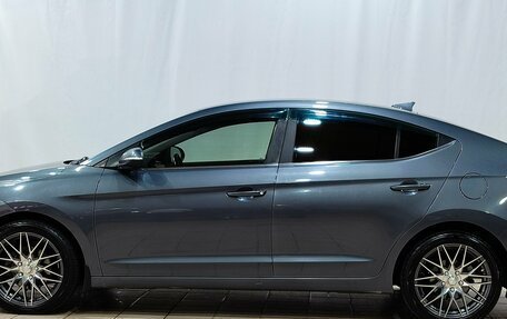 Hyundai Elantra VI рестайлинг, 2018 год, 1 300 000 рублей, 8 фотография