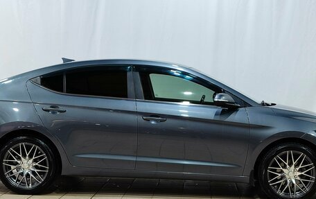 Hyundai Elantra VI рестайлинг, 2018 год, 1 300 000 рублей, 4 фотография