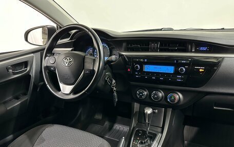 Toyota Corolla, 2014 год, 1 480 000 рублей, 14 фотография