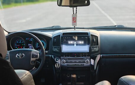 Toyota Land Cruiser 200, 2008 год, 2 790 000 рублей, 8 фотография