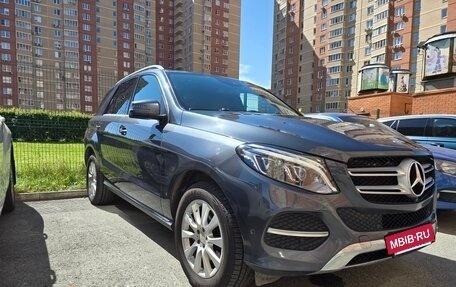Mercedes-Benz GLE, 2016 год, 3 500 000 рублей, 2 фотография