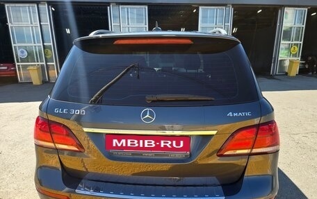 Mercedes-Benz GLE, 2016 год, 3 500 000 рублей, 7 фотография