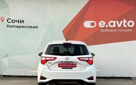 Toyota Vitz, 2019 год, 1 400 000 рублей, 5 фотография