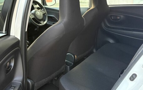 Toyota Vitz, 2019 год, 1 400 000 рублей, 20 фотография