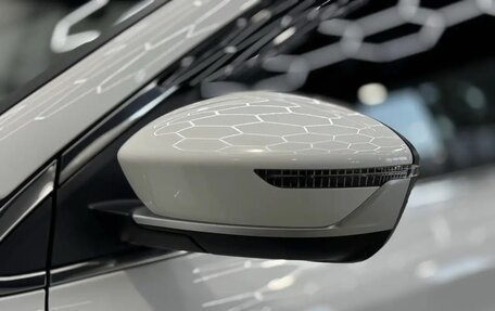 Geely Coolray I, 2022 год, 1 690 000 рублей, 12 фотография
