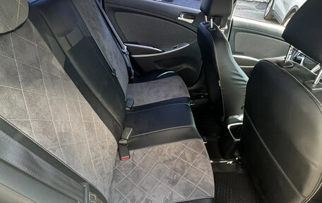 Hyundai Solaris II рестайлинг, 2013 год, 845 000 рублей, 9 фотография