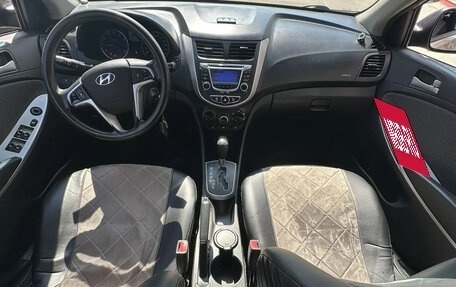 Hyundai Solaris II рестайлинг, 2013 год, 845 000 рублей, 18 фотография