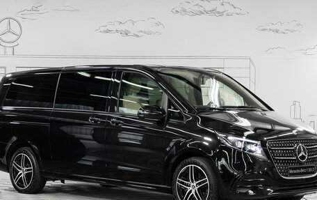 Mercedes-Benz V-Класс, 2024 год, 15 700 000 рублей, 3 фотография