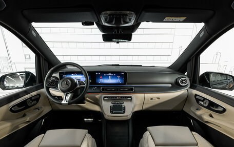 Mercedes-Benz V-Класс, 2024 год, 15 700 000 рублей, 12 фотография