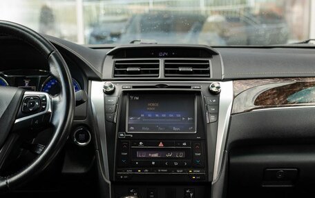 Toyota Camry, 2015 год, 2 200 000 рублей, 14 фотография
