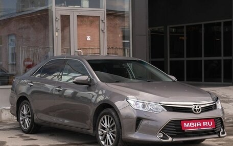 Toyota Camry, 2015 год, 2 200 000 рублей, 3 фотография