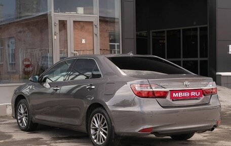 Toyota Camry, 2015 год, 2 200 000 рублей, 7 фотография