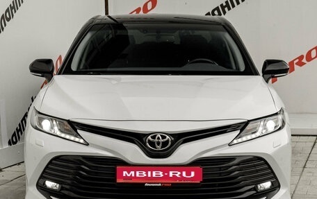 Toyota Camry, 2021 год, 2 990 000 рублей, 2 фотография