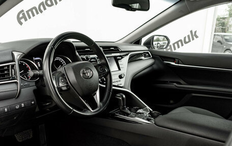 Toyota Camry, 2021 год, 2 990 000 рублей, 11 фотография