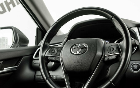 Toyota Camry, 2021 год, 2 990 000 рублей, 14 фотография