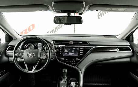 Toyota Camry, 2021 год, 2 990 000 рублей, 12 фотография