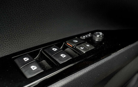Toyota Camry, 2021 год, 2 990 000 рублей, 24 фотография
