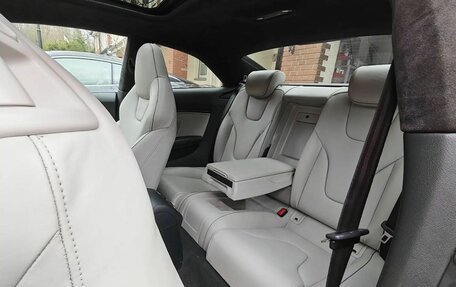 Audi RS 5, 2013 год, 2 699 999 рублей, 15 фотография