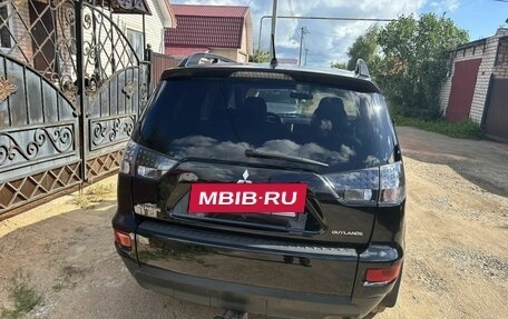 Mitsubishi Outlander III рестайлинг 3, 2010 год, 1 150 000 рублей, 5 фотография