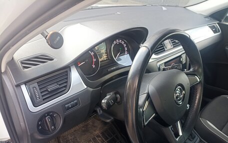 Skoda Rapid I, 2018 год, 1 650 000 рублей, 5 фотография