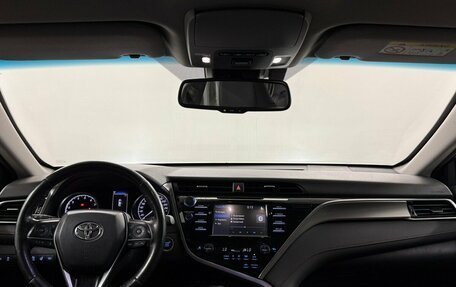 Toyota Camry, 2020 год, 2 740 000 рублей, 5 фотография
