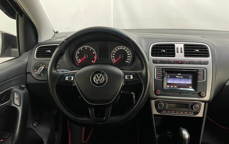 Volkswagen Polo VI (EU Market), 2016 год, 1 050 000 рублей, 16 фотография