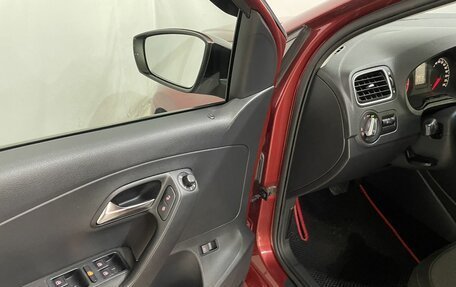Volkswagen Polo VI (EU Market), 2016 год, 1 050 000 рублей, 17 фотография