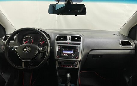 Volkswagen Polo VI (EU Market), 2016 год, 1 050 000 рублей, 11 фотография