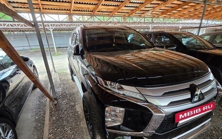 Mitsubishi Pajero Sport III рестайлинг, 2022 год, 4 500 000 рублей, 29 фотография