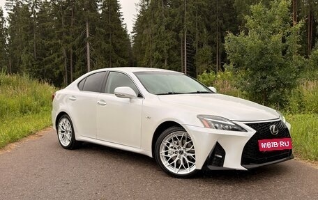 Lexus IS II рестайлинг 2, 2008 год, 1 400 000 рублей, 5 фотография
