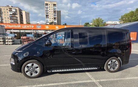 Hyundai Staria, 2024 год, 4 960 000 рублей, 4 фотография