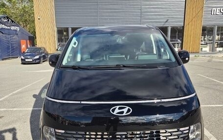 Hyundai Staria, 2024 год, 4 960 000 рублей, 3 фотография