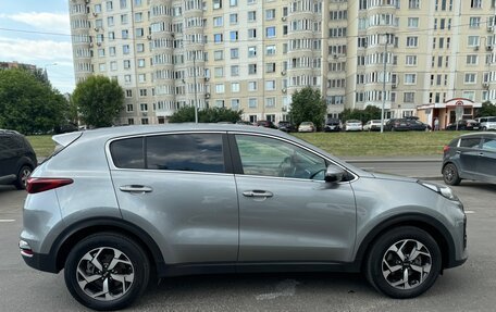 KIA Sportage IV рестайлинг, 2020 год, 2 590 000 рублей, 4 фотография