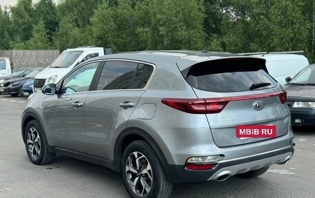 KIA Sportage IV рестайлинг, 2020 год, 2 590 000 рублей, 7 фотография