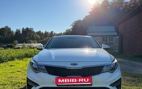 KIA Optima IV, 2020 год, 2 200 000 рублей, 6 фотография