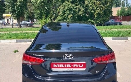 Hyundai Solaris II рестайлинг, 2017 год, 1 100 000 рублей, 5 фотография