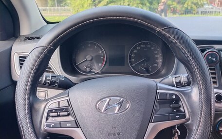 Hyundai Solaris II рестайлинг, 2017 год, 1 100 000 рублей, 15 фотография