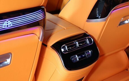 Mercedes-Benz V-Класс, 2024 год, 7 500 000 рублей, 25 фотография
