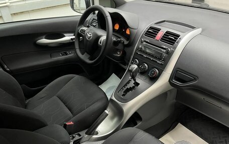 Toyota Auris II, 2011 год, 1 199 000 рублей, 10 фотография