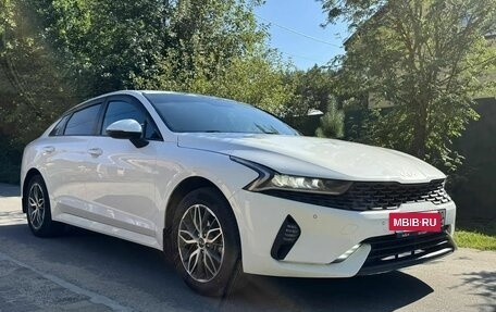 KIA K5, 2022 год, 2 350 000 рублей, 3 фотография