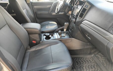Mitsubishi Pajero IV, 2019 год, 3 419 000 рублей, 9 фотография
