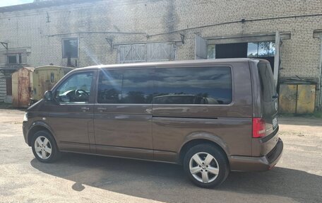 Volkswagen Multivan T5, 2012 год, 2 250 000 рублей, 3 фотография