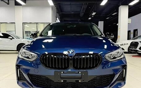 BMW 1 серия, 2023 год, 1 855 000 рублей, 3 фотография