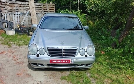 Mercedes-Benz E-Класс, 1999 год, 350 000 рублей, 4 фотография